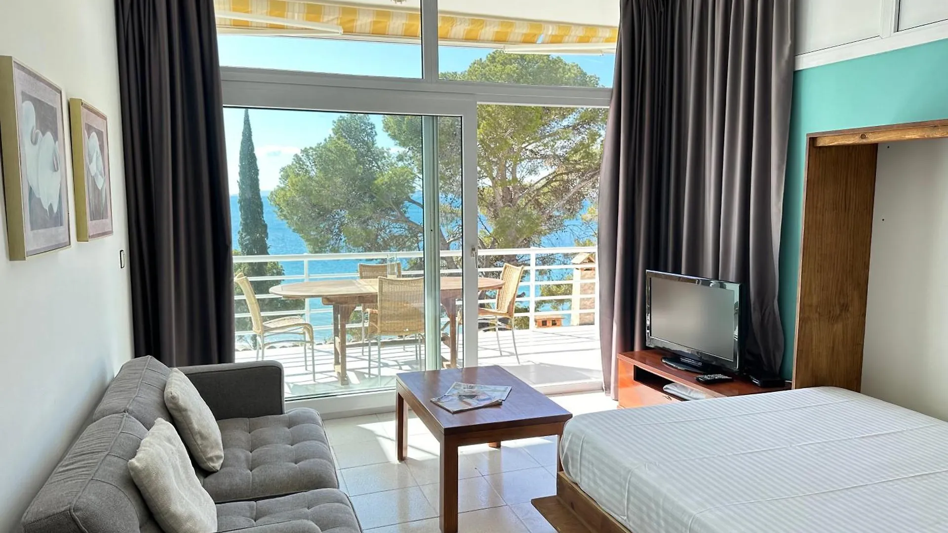 Agi Residencial Almadraba Apartment Roses 0*,  Spain
